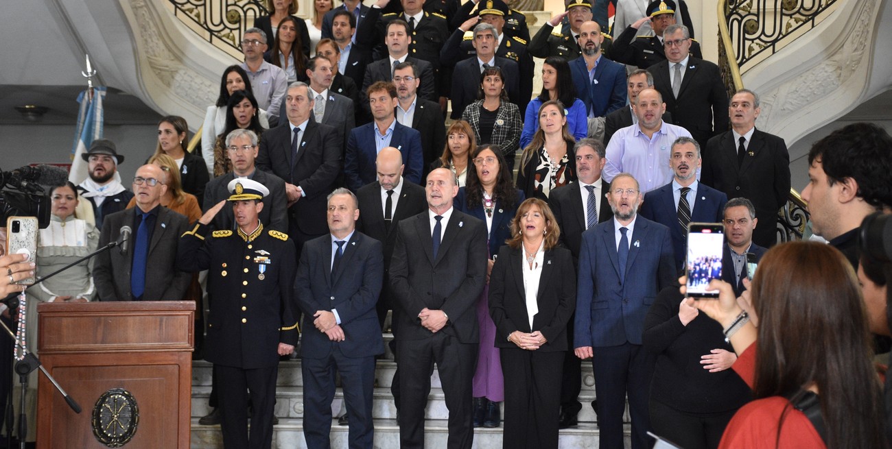 Fiesta con muchas ausencias