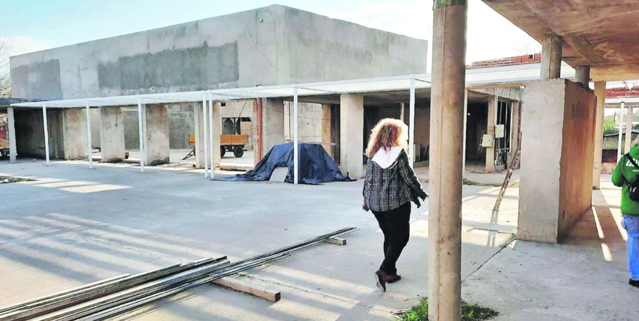 Unánime reclamo para que se retome la construcción de la Escuela Nº 238