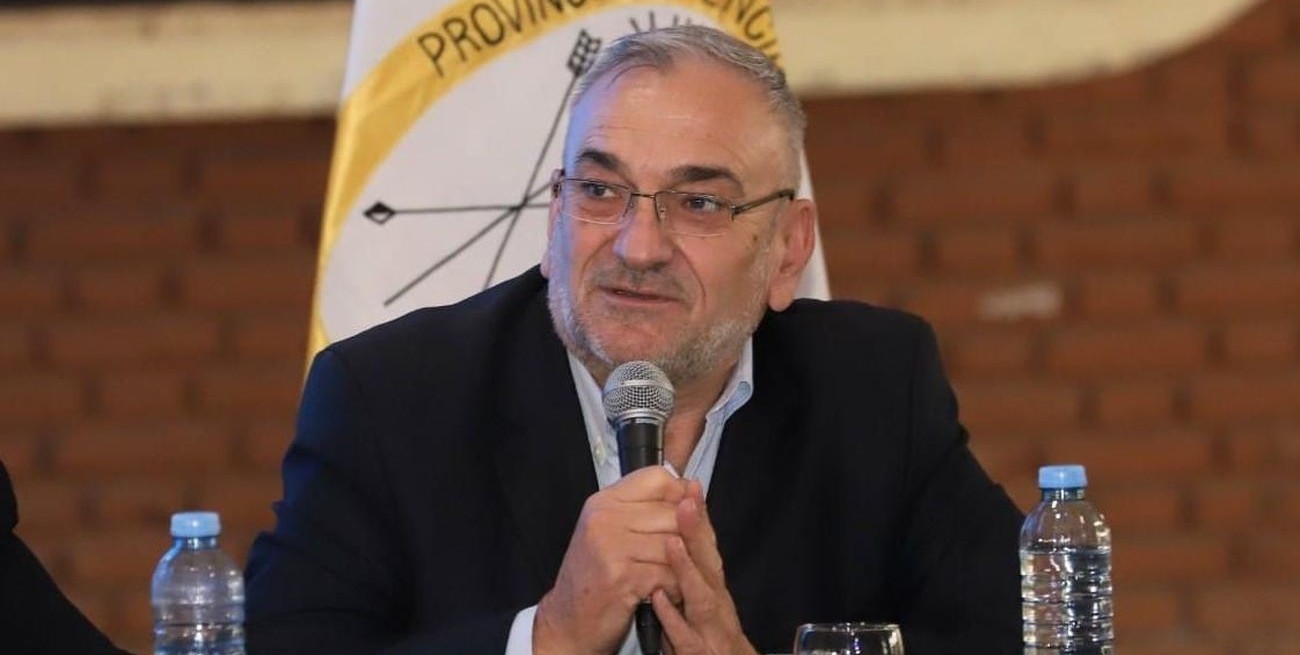 Calvo presentó un proyecto para declarar de interés la creación de los Bomberos Zapadores de Rafaela