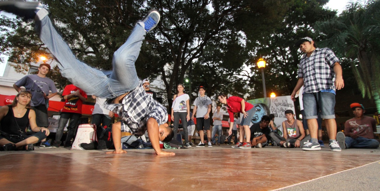 "Hackear la calle", o cómo intervenir el espacio público desde la mirada joven
