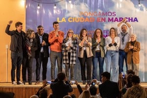 “Tenemos el equipo, los proyectos, la experiencia y toda la energía para trabajar sin descanso para poner la ciudad en marcha”, remarcaron.