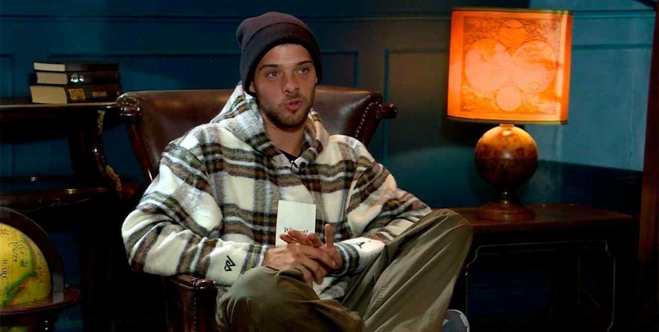 Una excompañera de Santi Maratea lo acusó de robar plata en el colegio