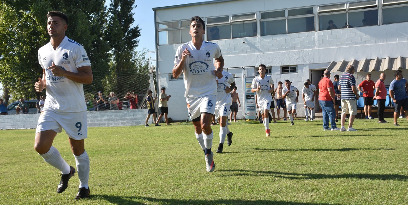 El Quillá, puntero, espera por Colón