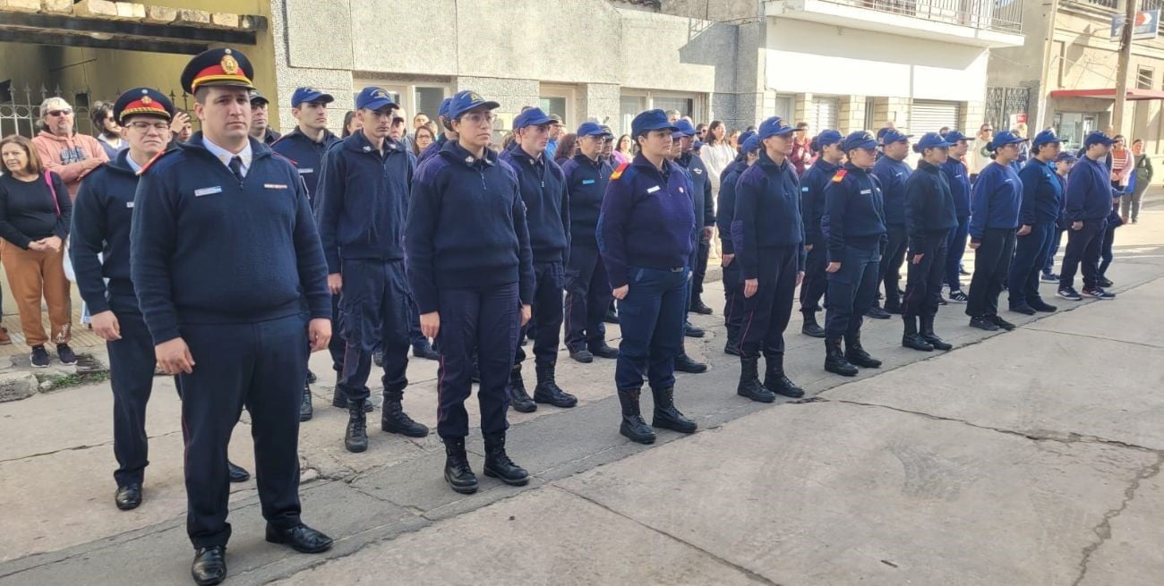 Coronda conmemoró y homenajeó a sus Bomberos Voluntarios