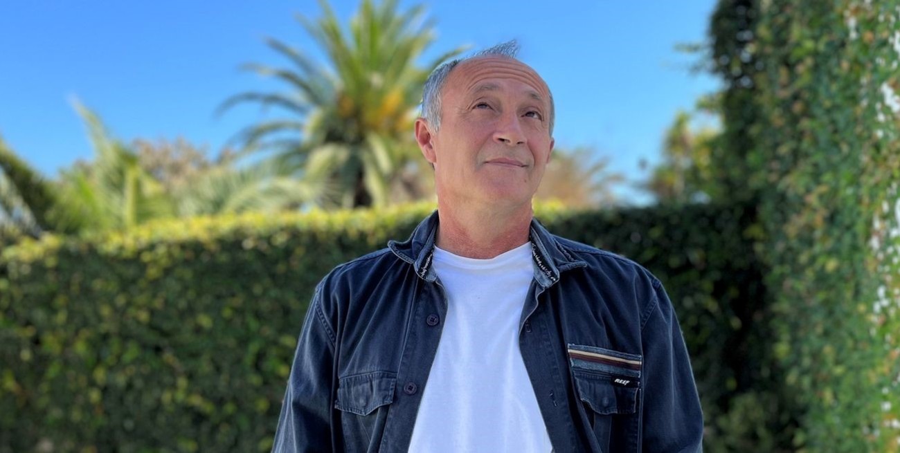 "En mi tiempo libre escribo libros de deseo"