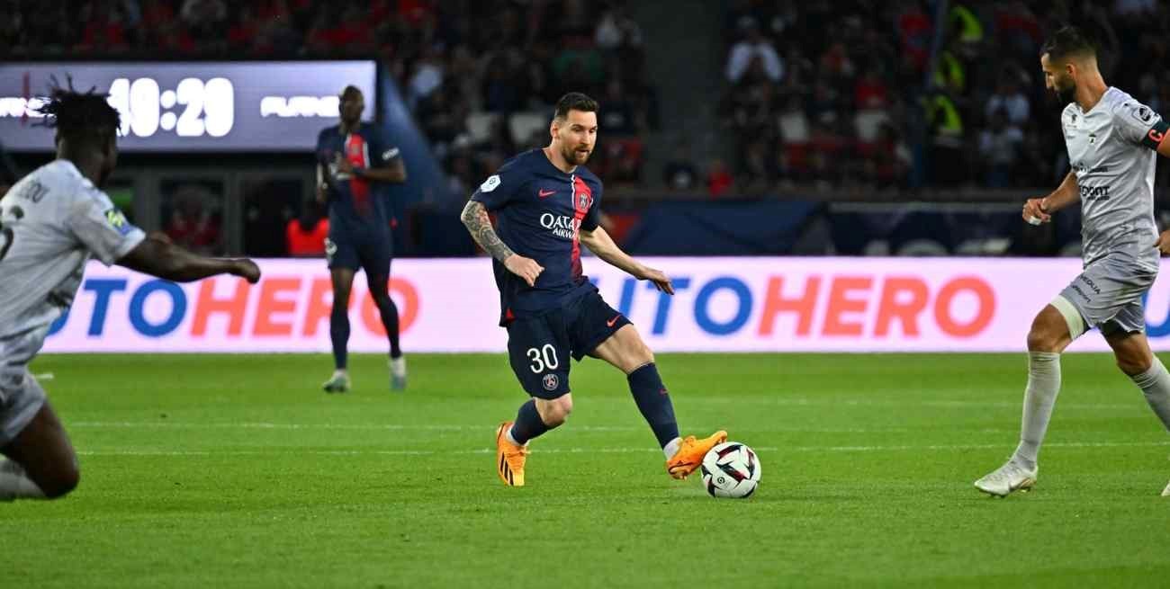 Lionel Messi cerró su paso por el PSG con una derrota y silbado