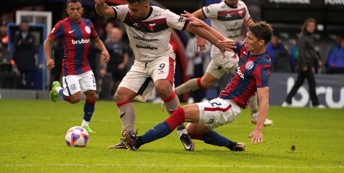 Colón: buen libreto y un punto que vale ante San Lorenzo