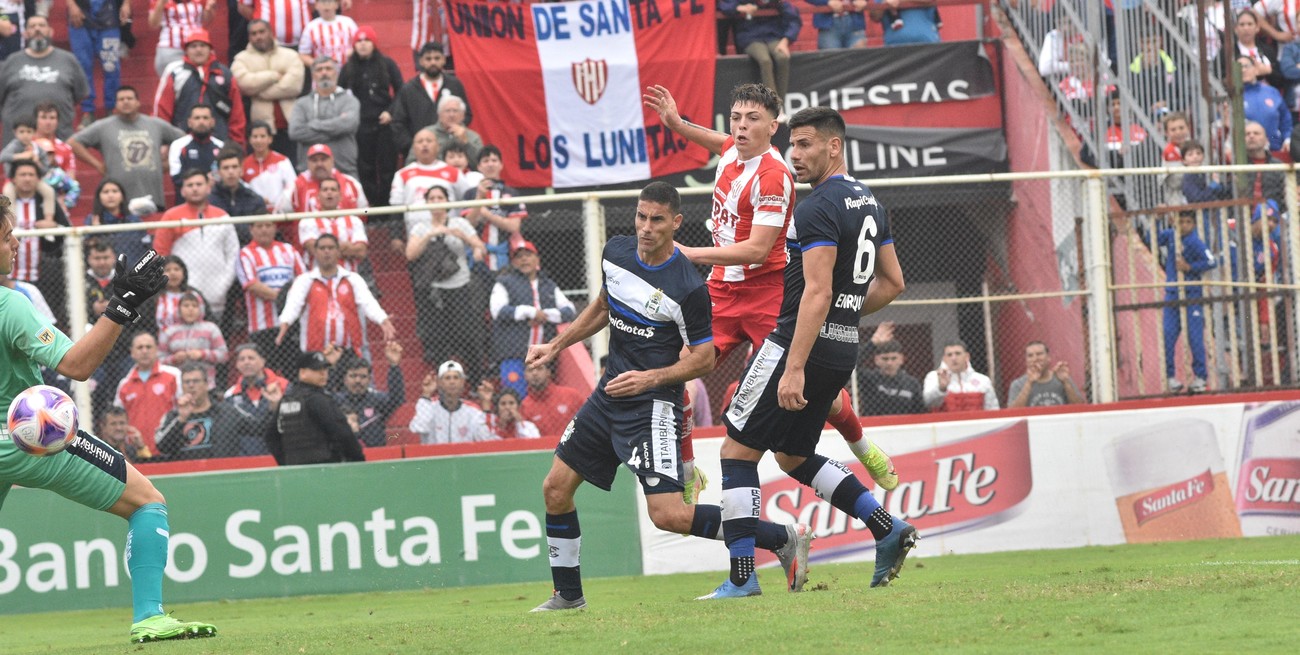 Dómina, de su primer gol en Unión a ir a clases en el IPEI