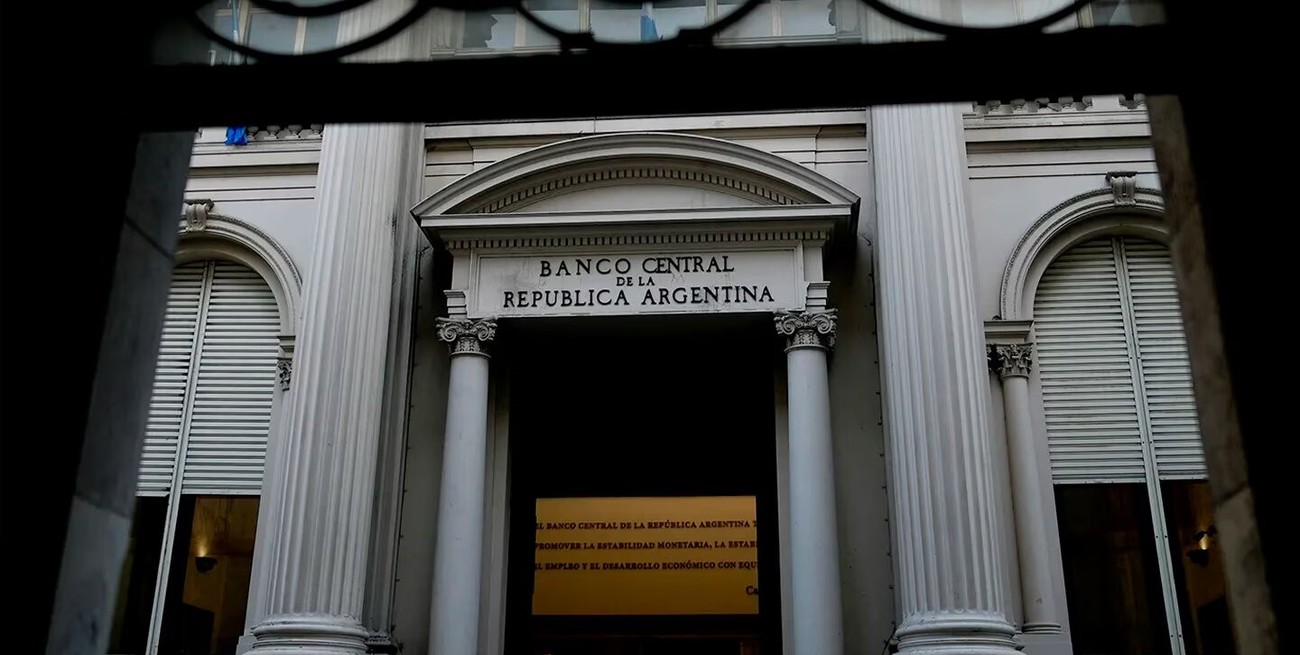 El Banco Central logró comprar cerca de US$ 7.000 millones, devaluación mediante