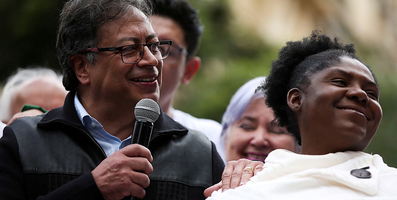 Petro denunció un intento de "golpe blando" y pidió al Congreso que no traicione al pueblo