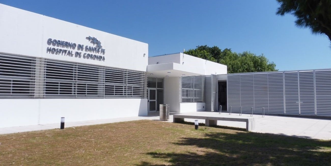 Entre la policía y el personal del hospital lograron salvarle la vida a un bebé en Coronda