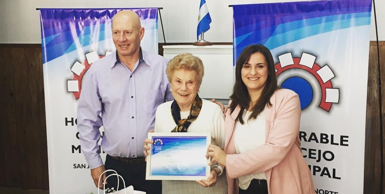 San Jerónimo Norte rindió homenaje a María del Carmen Jullier