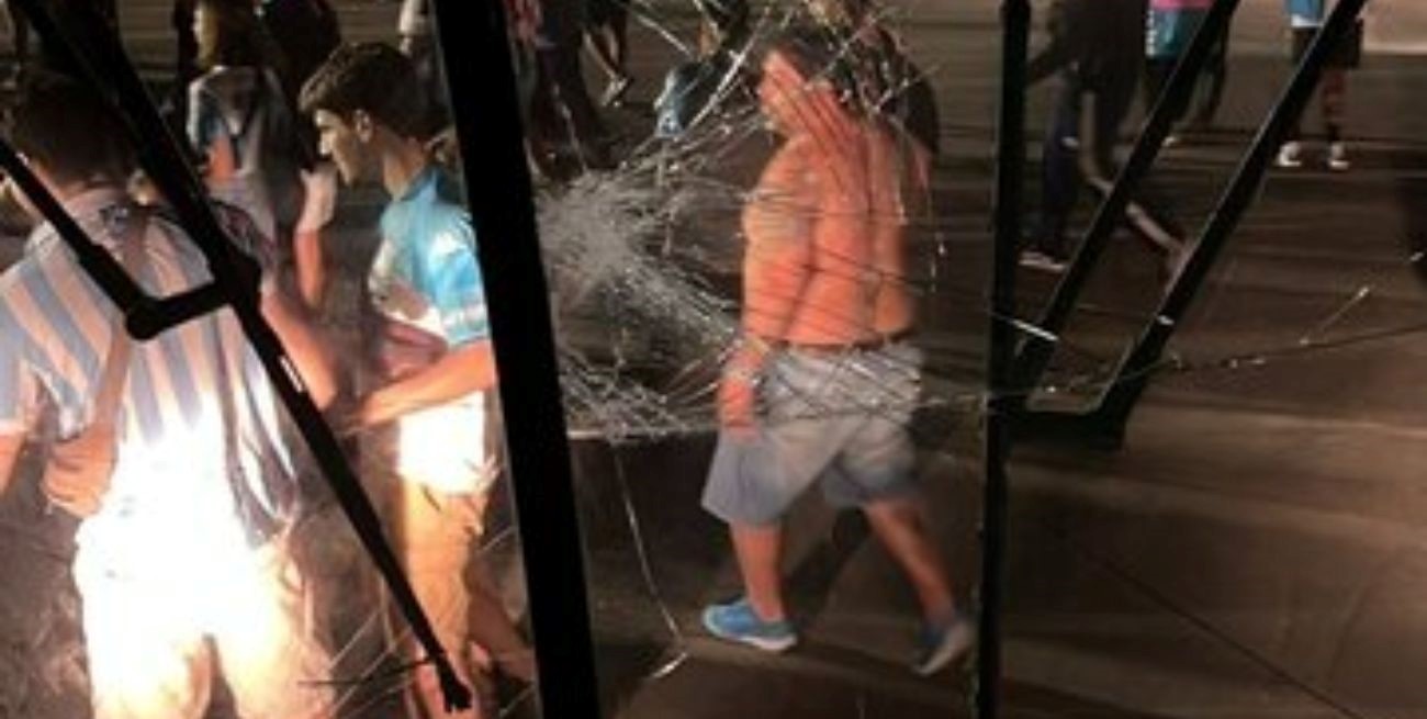 Hinchas de Racing fueron atacados en su camino al estadio Maracaná 