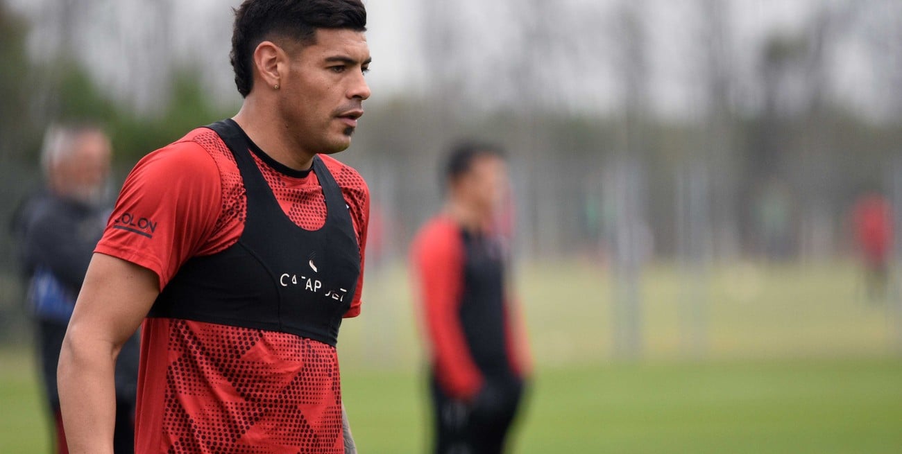 Habría un acuerdo entre Colón y Acevedo para rescindir el contrato