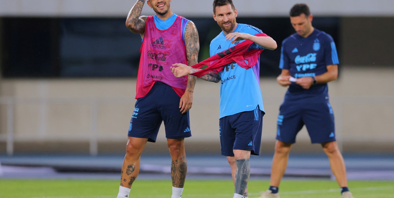 Con Messi a la cabeza, la Selección Argentina tuvo su primer entrenamiento en Beijing