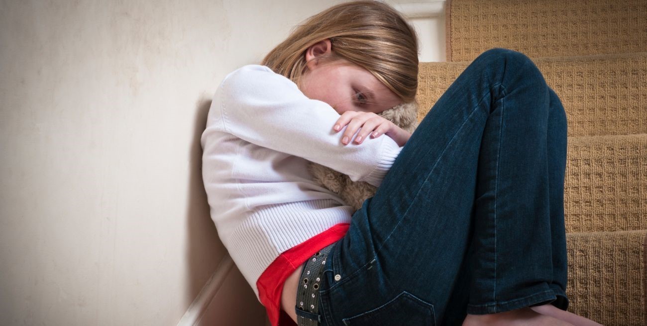 Estaba preso por violación, lo dejaron libre y abusó de una nena