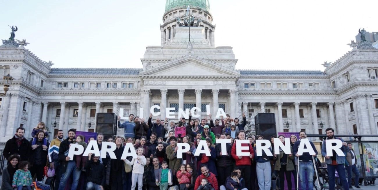 Lanzan una campaña para visibilizar las representaciones sobre la paternidad adolescente