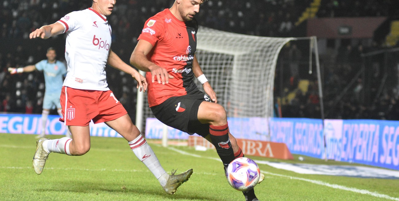 Colón: "Pipo" recupera a Paolo Goltz pero pierde a Pierotti ante Rosario Central