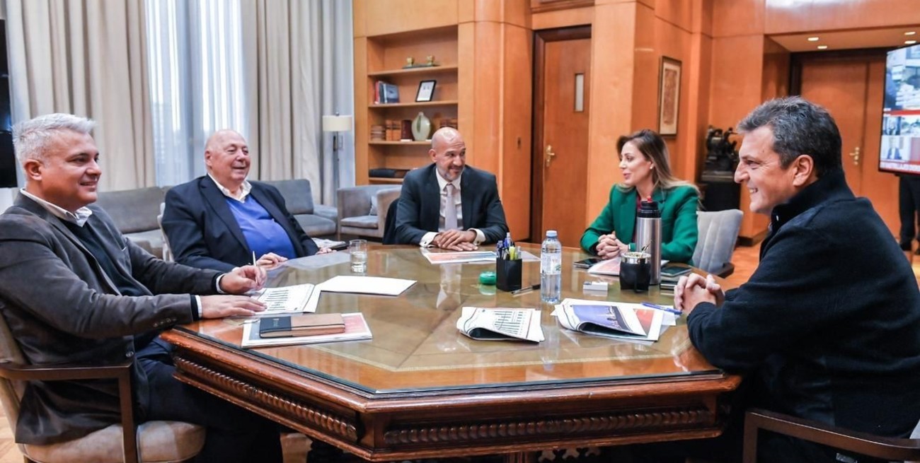 Massa se reunió con el CEO de Aceitera General Deheza, quien le ratificó inversiones por U$S 54 millones