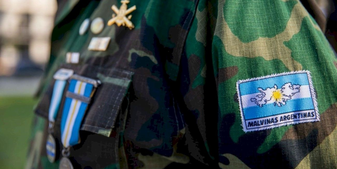 Estudiantes declaró socios honorarios a ex combatientes de Malvinas