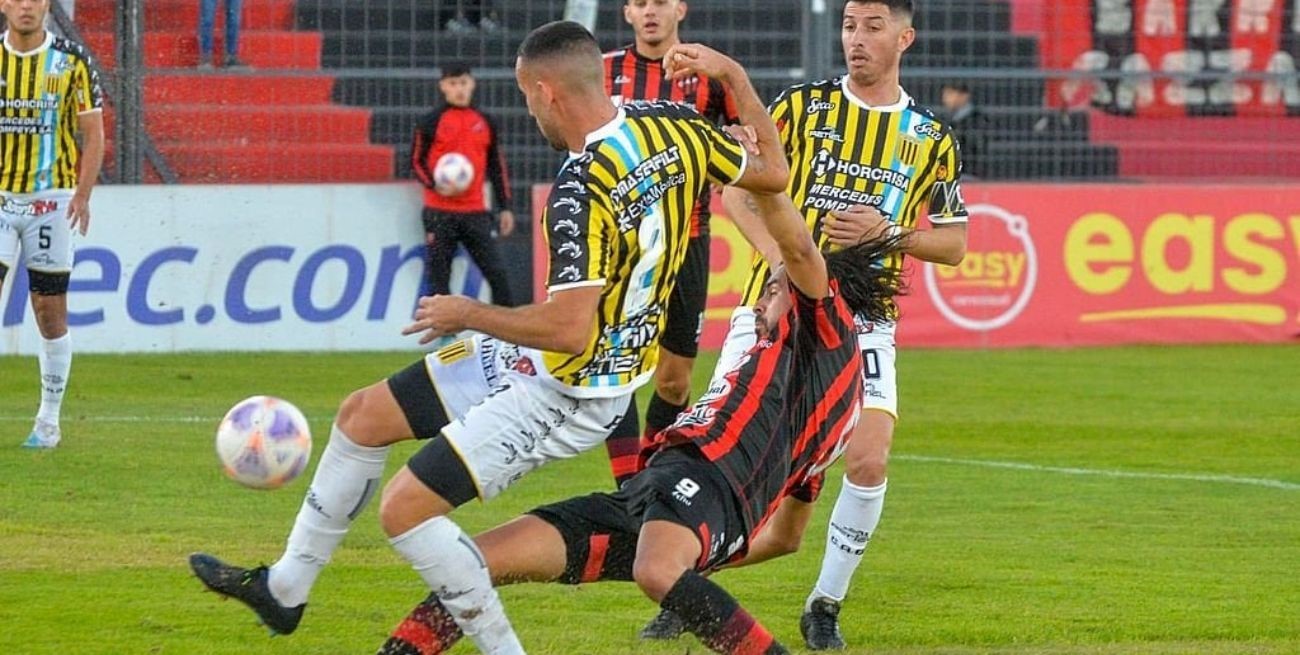 Patronato, a la espera de De Paoli, perdió y no levanta temperatura