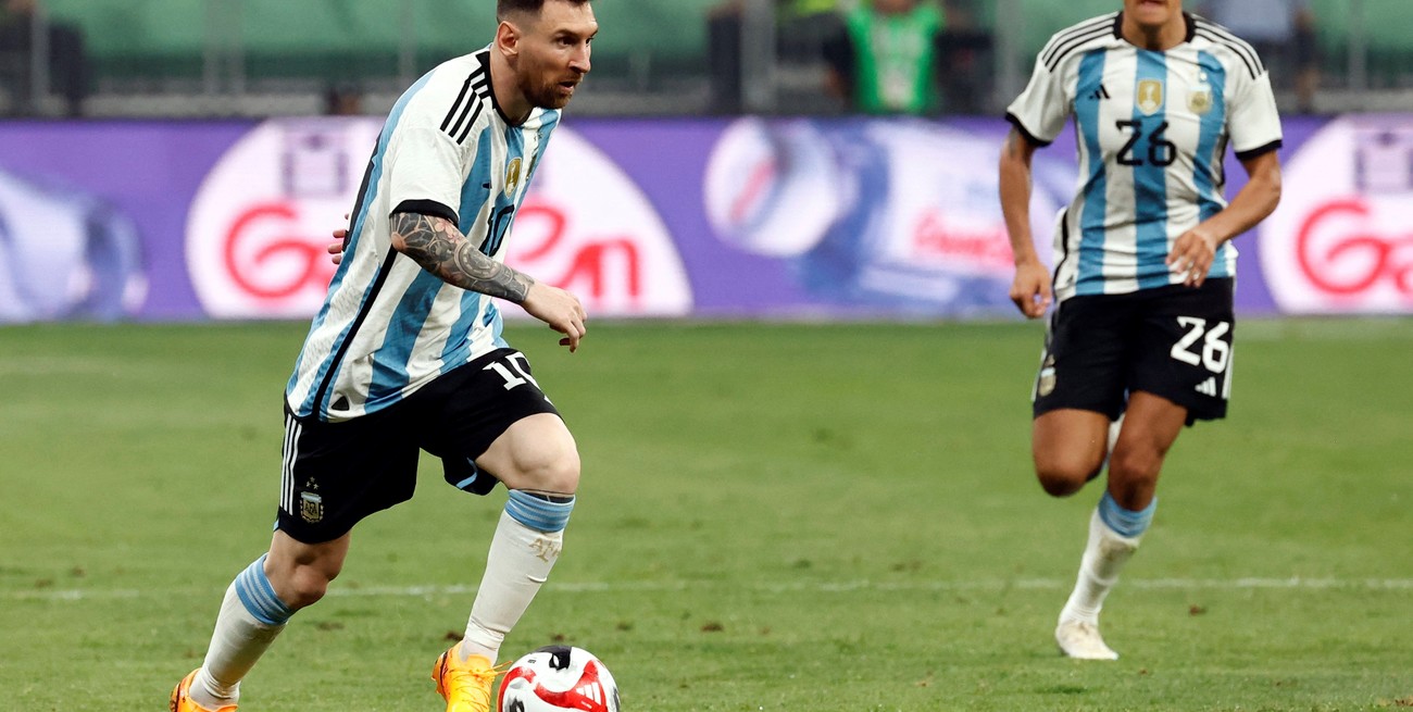 Otamendi y Di María se suman a la baja de Messi para el partido ante Indonesia