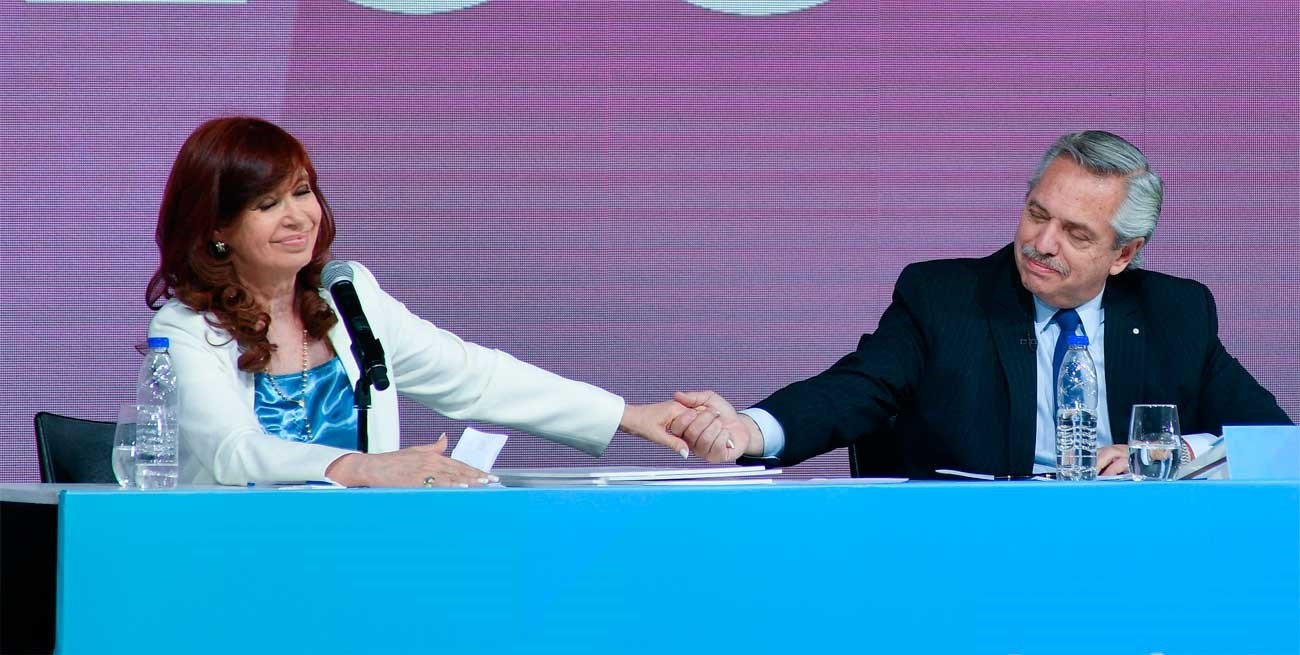 "Títere de nadie" y "peleas por un carguito": la interna al rojo vivo en el oficialismo