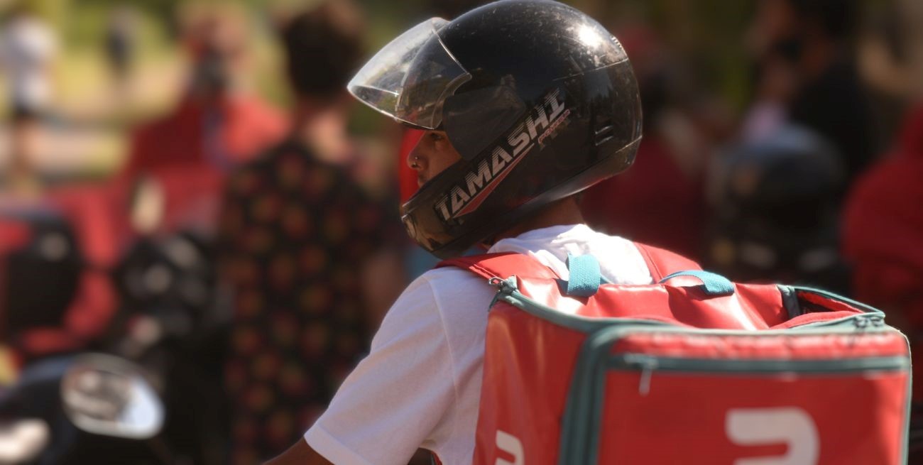 Le robó la moto a un cadete y terminó protagonizado una persecución policial