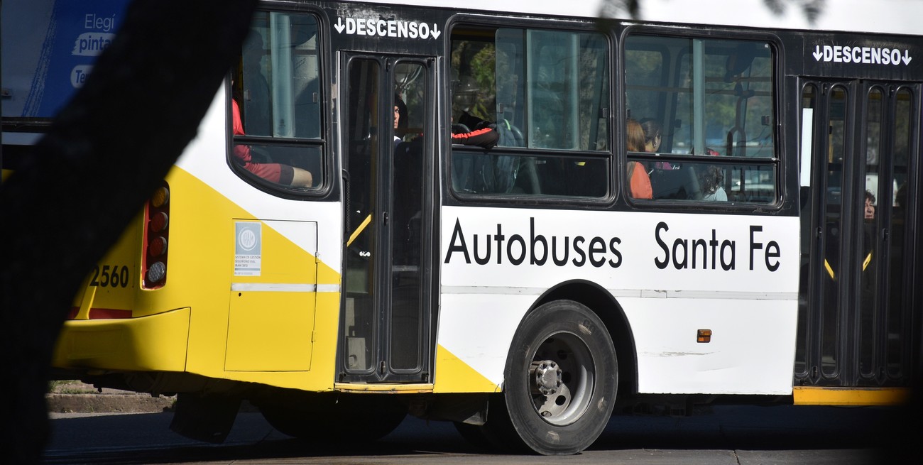 Santa Fe: habrá paro de colectivos por 48 horas este jueves y viernes
