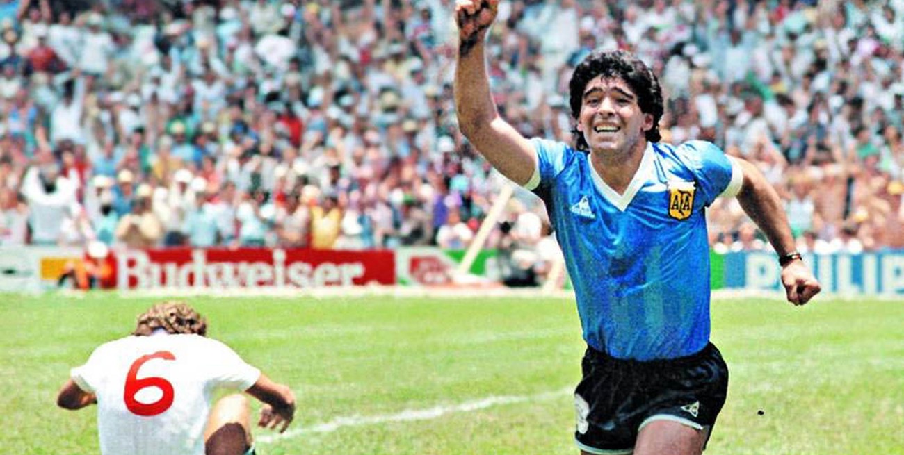 FIFA compartió imágenes inéditas de Maradona en el vestuario luego de ganarle a Inglaterra