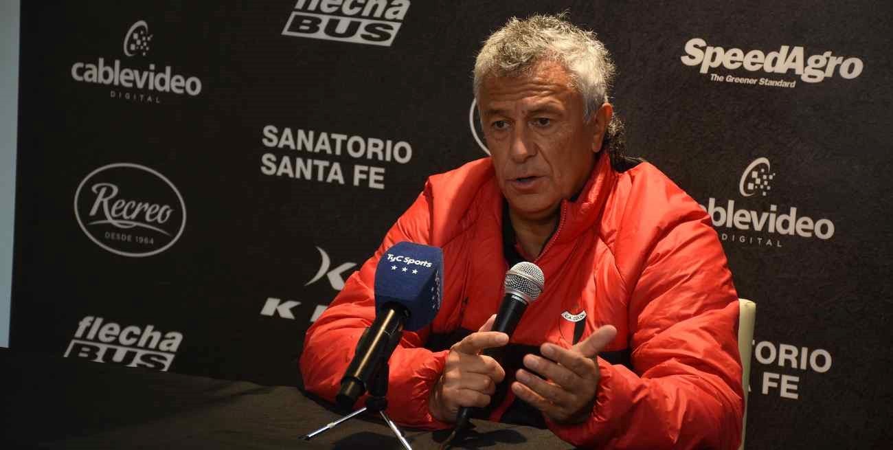 Pipo Gorosito: "Si un jugador se quiere ir, nos damos la mano, un abrazo y que se vaya"