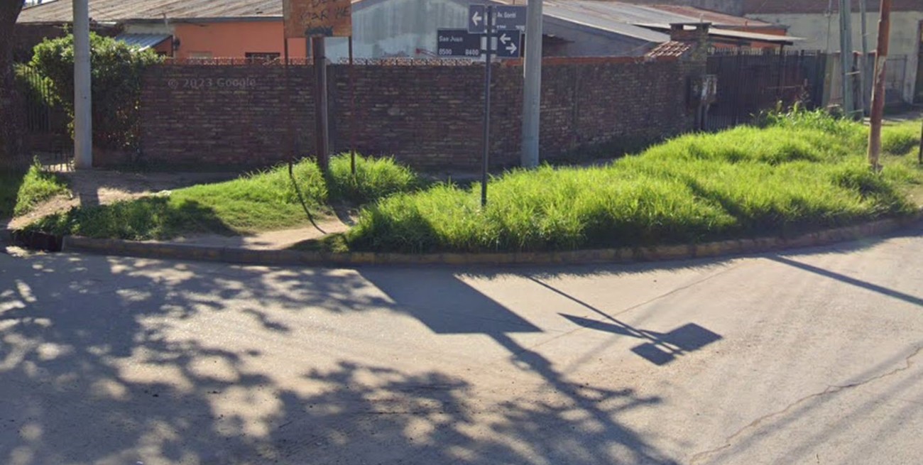 Dos mujeres acuchillaron a una joven y la dejaron herida en la vía pública