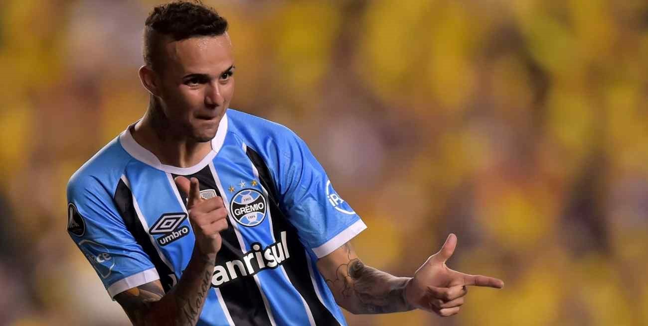 Video: barras de Corinthians sorprendieron a un jugador en una orgía y lo golpearon