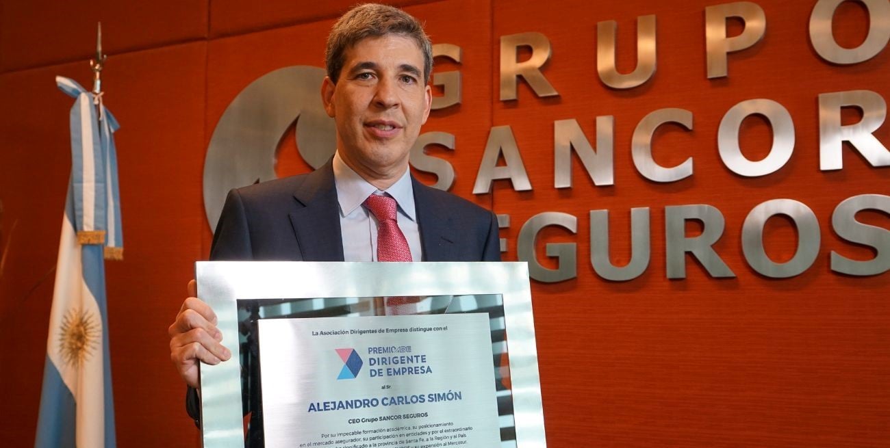 Alejandro Simón fue distinguido como el "Dirigente de Empresa 2023" por ADE