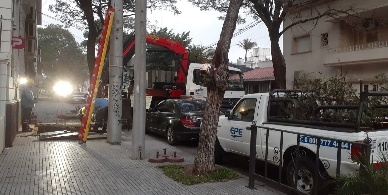 Tránsito interrumpido en la zona de bulevar Gálvez y Mitre