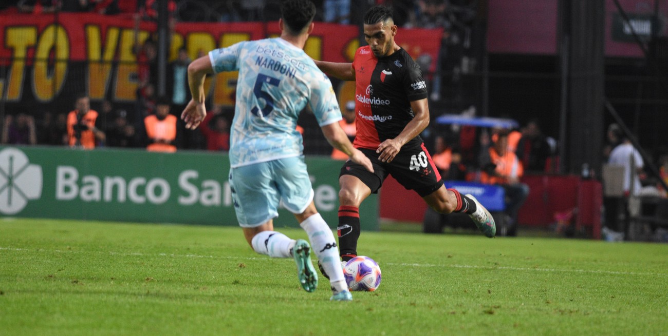 Colón quiere celeste pero aspira a que no le cueste