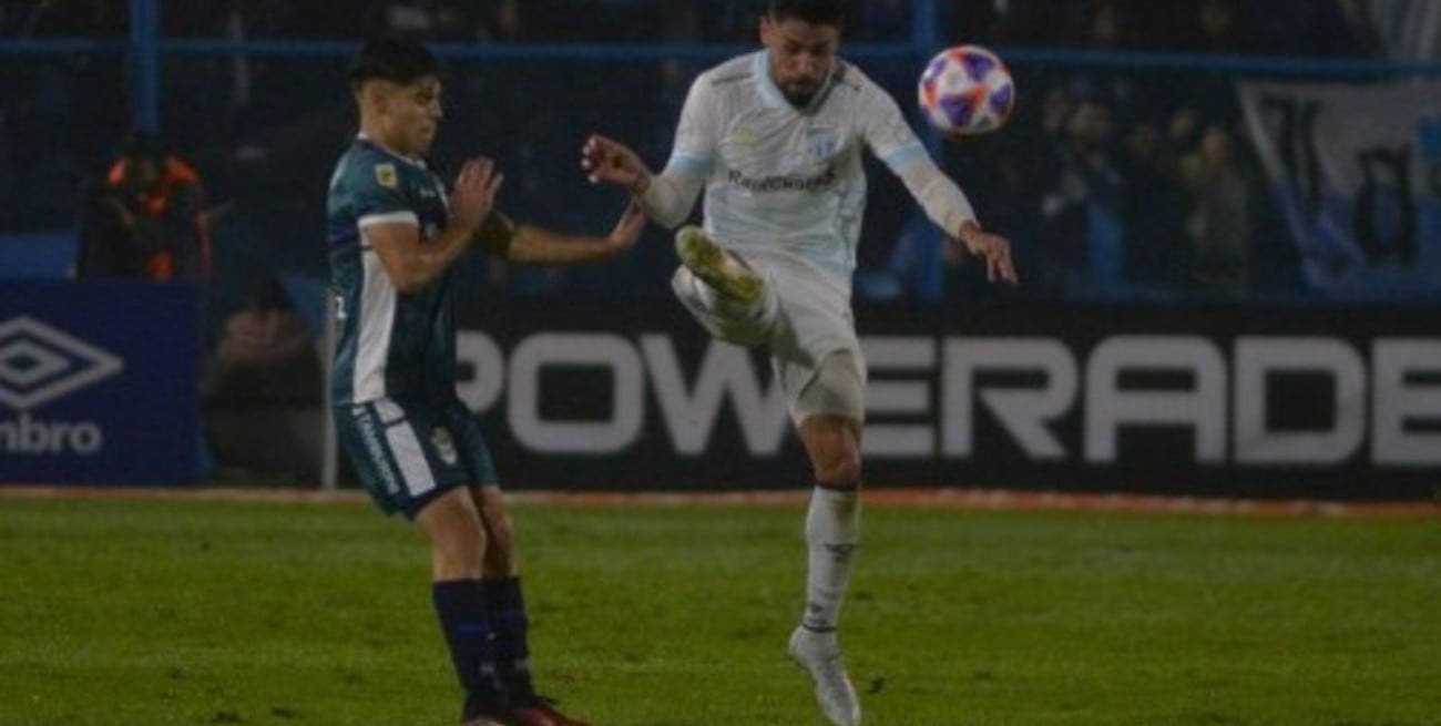 Atlético Tucumán venció como local a Gimnasia y Esgrima 