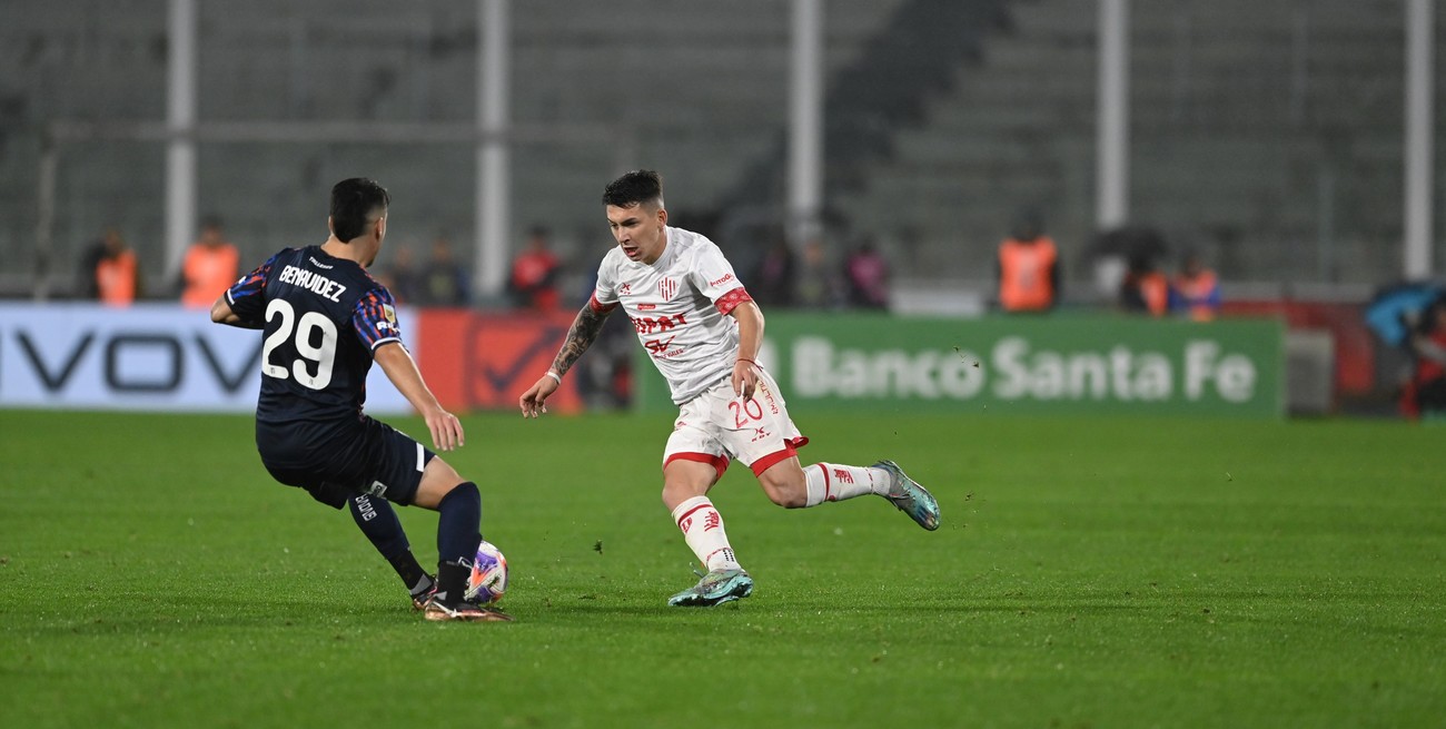 Unión tuvo buena defensa pero le faltó un mejor ataque: empató con Talleres en Córdoba