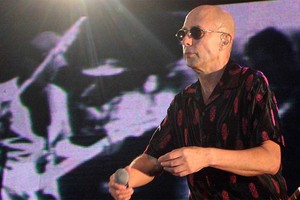 En febrero anunció que no se presentará más en vivo.