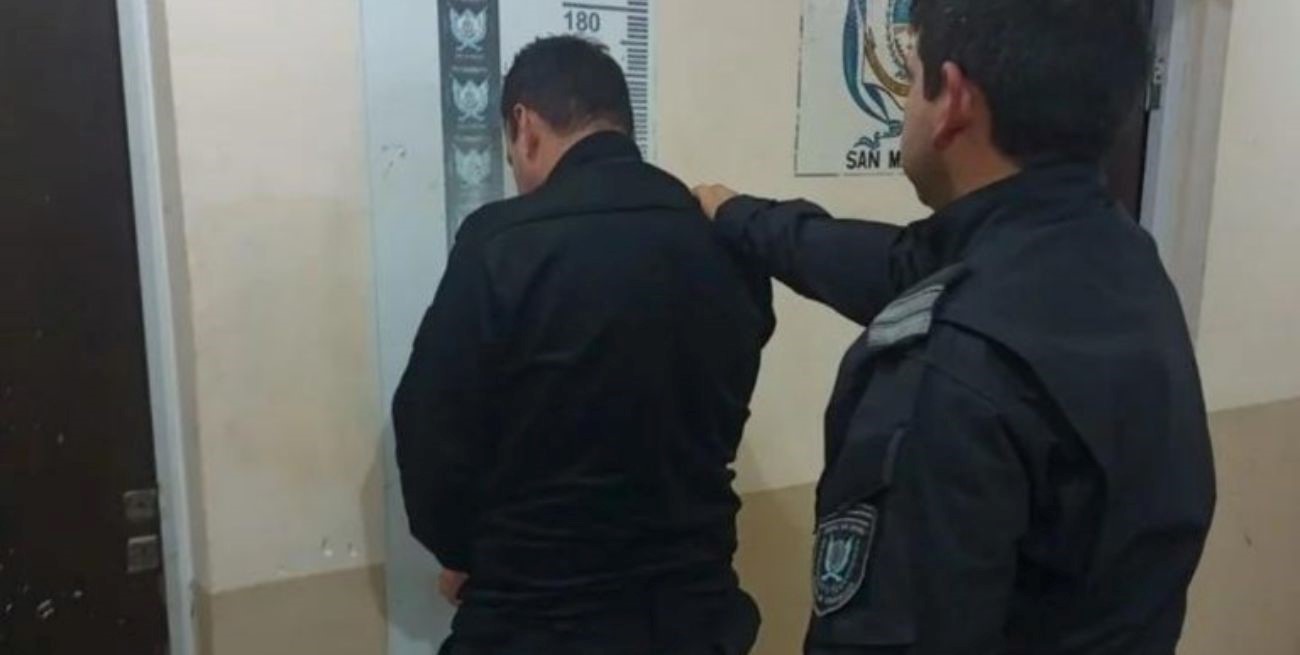 Falso policía detenido en Corrientes por ofrecer servicios adicionales