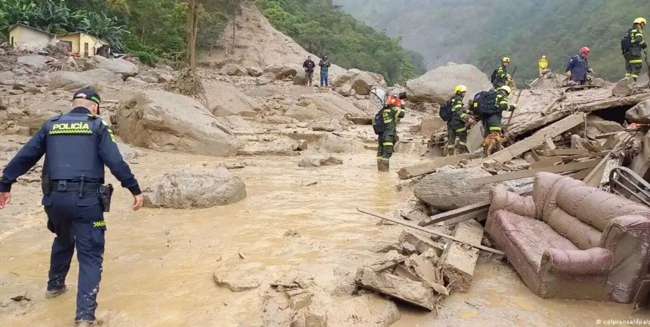 Una avalancha de barro dejó 14 muertos y 6 heridos en Colombia