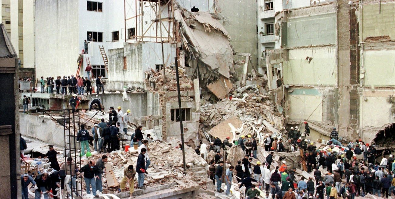 A 29 años del atentado a la Amia: nuevo pedido de justicia y dos actos en la ciudad de Santa Fe