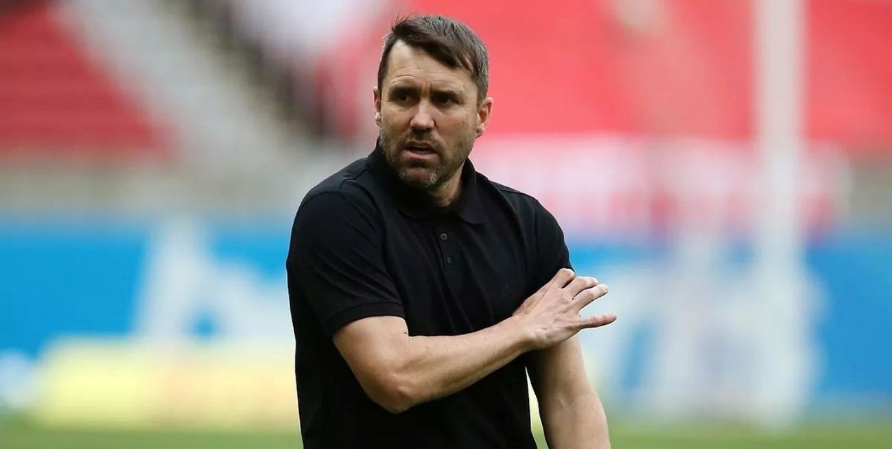 Mientras el "Chacho" va  al Inter...Holan dejó la Católica