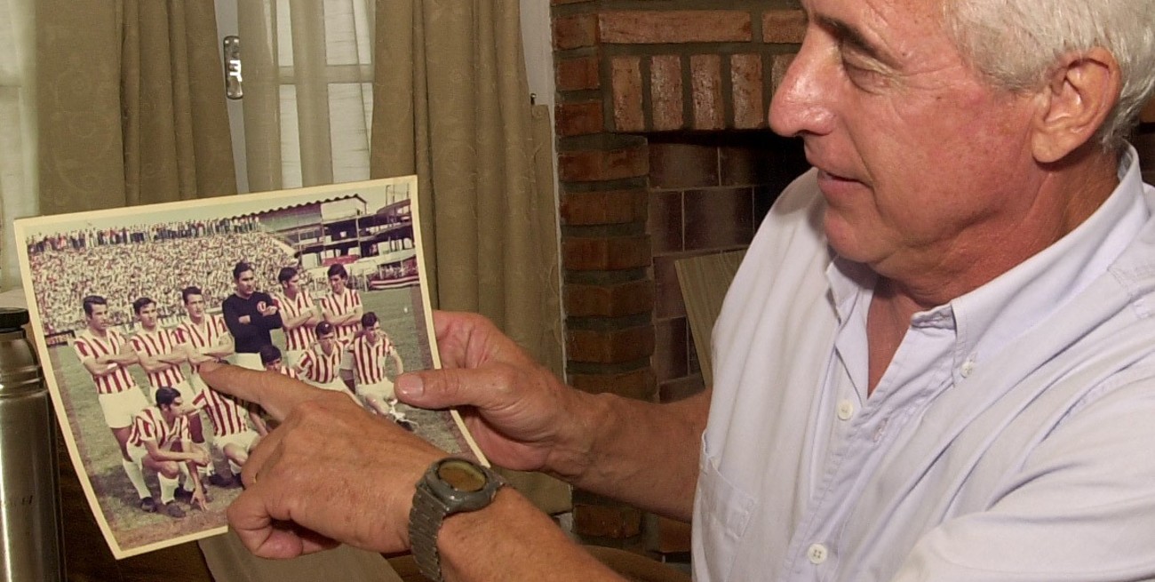 "El jugador profesional debe acreditar un conocimiento de las reglas del fútbol"