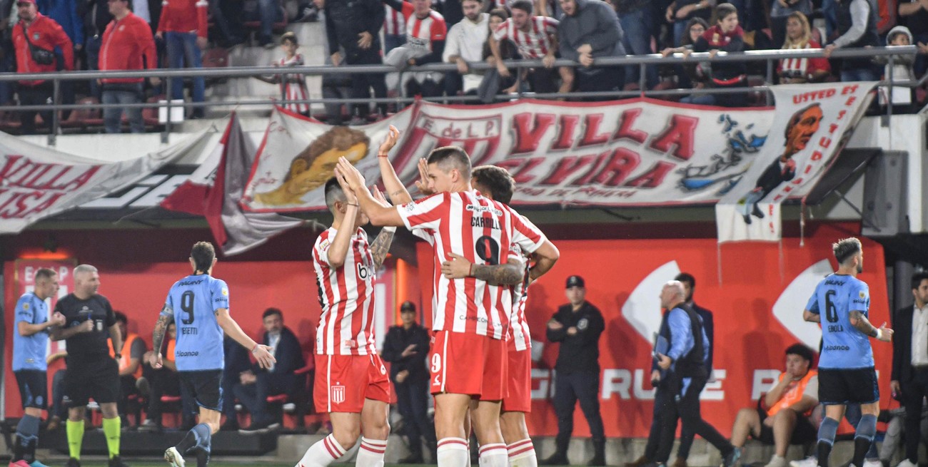 Estudiantes goleó a Belgrano de Córdoba en La Plata