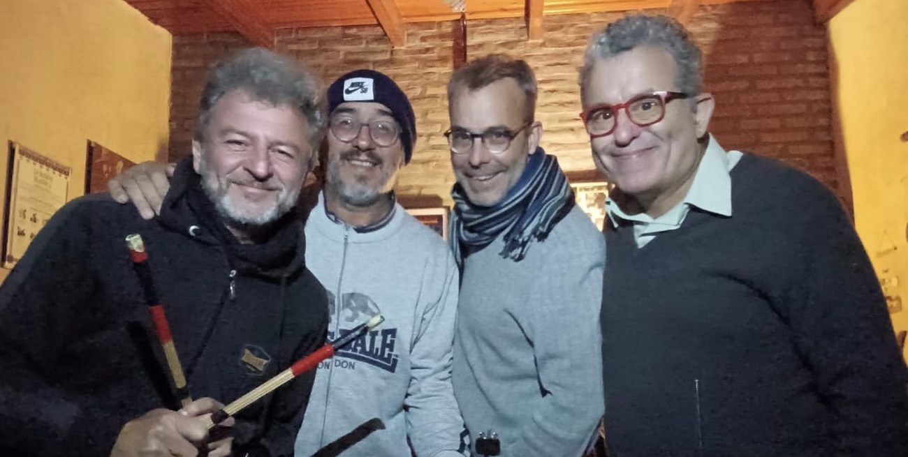 Verbena Alucinada: cuando la música abraza las palabras