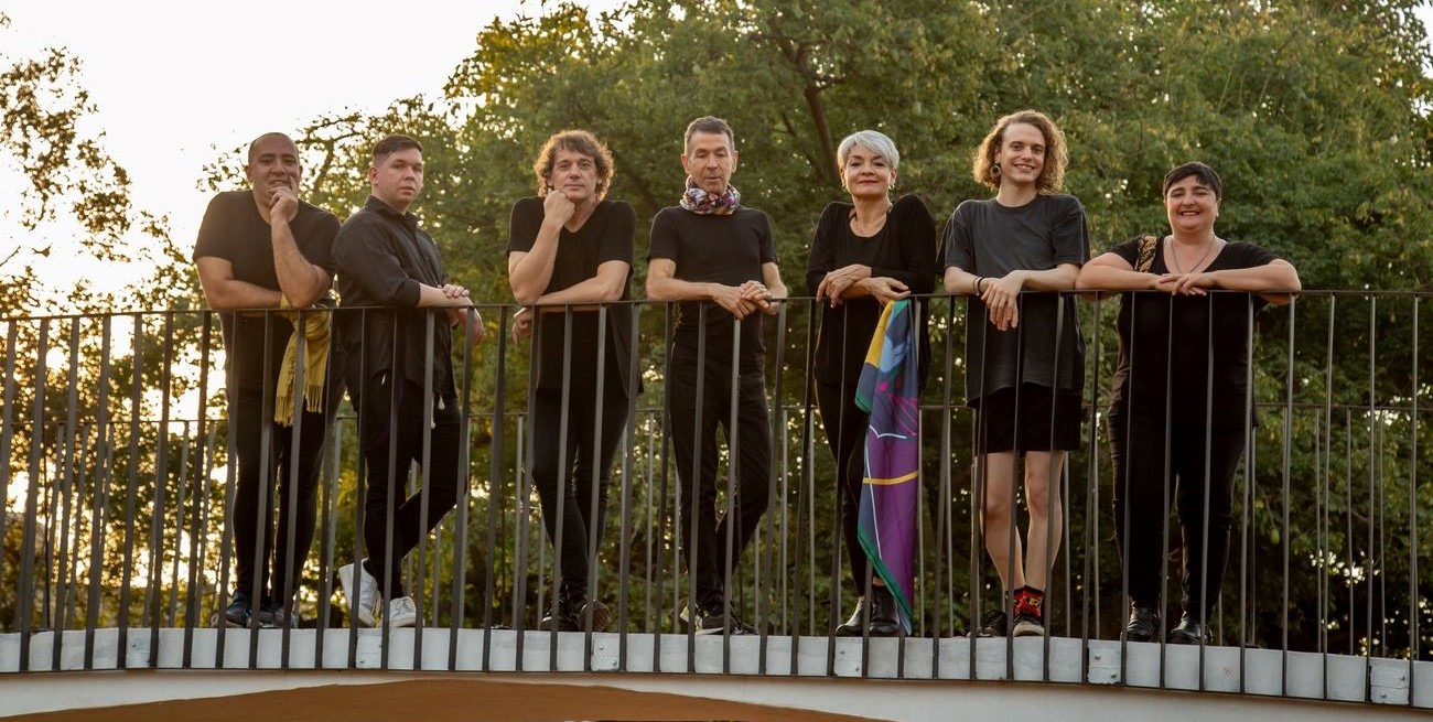 Estrenan "Vestido de furia"