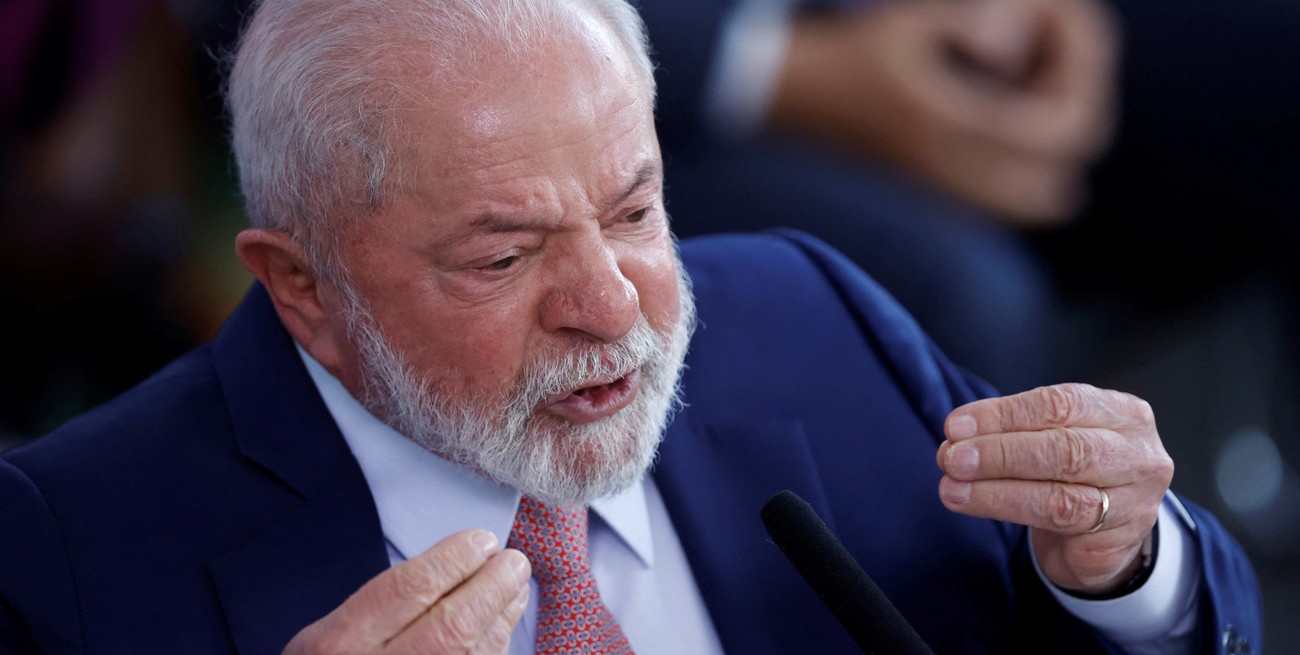 Lula Da Silva ordenó cerrar los clubes privados de tiro