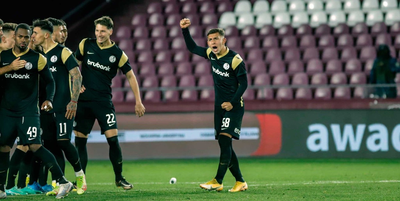 Insólito momento en la Copa Argentina: por qué cambiaron de arco en los penales