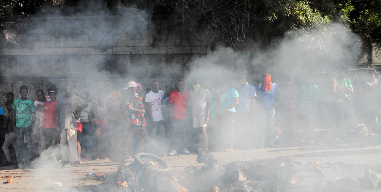 Estados Unidos instó a sus ciudadanos a abandonar Haití "cuanto antes"
